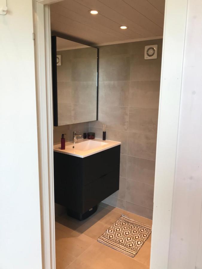 Hytte Med Sjoutsikt Og 20 Min Fra Dyreparken Grimstad  Exteriér fotografie