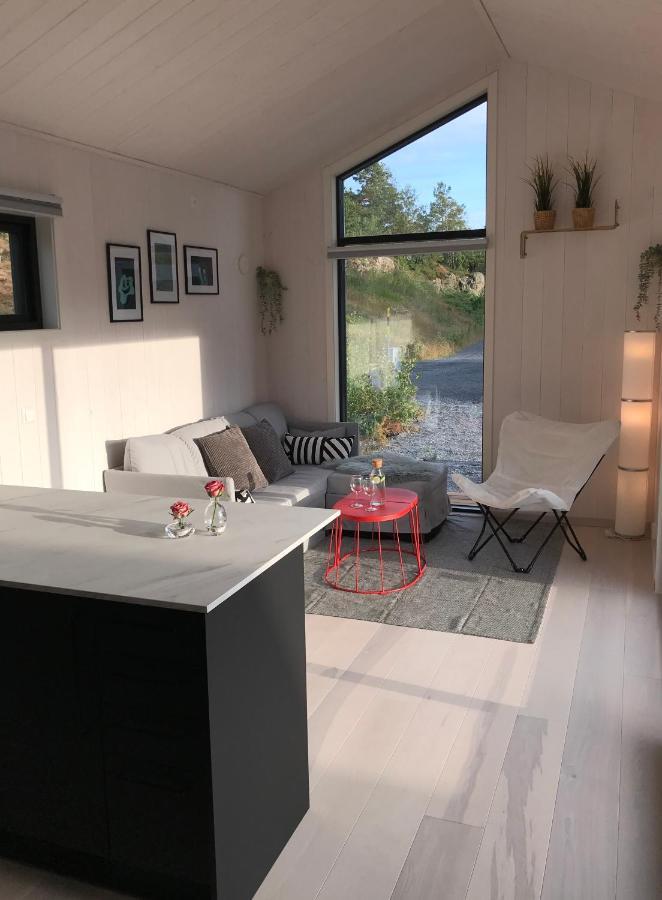 Hytte Med Sjoutsikt Og 20 Min Fra Dyreparken Grimstad  Exteriér fotografie